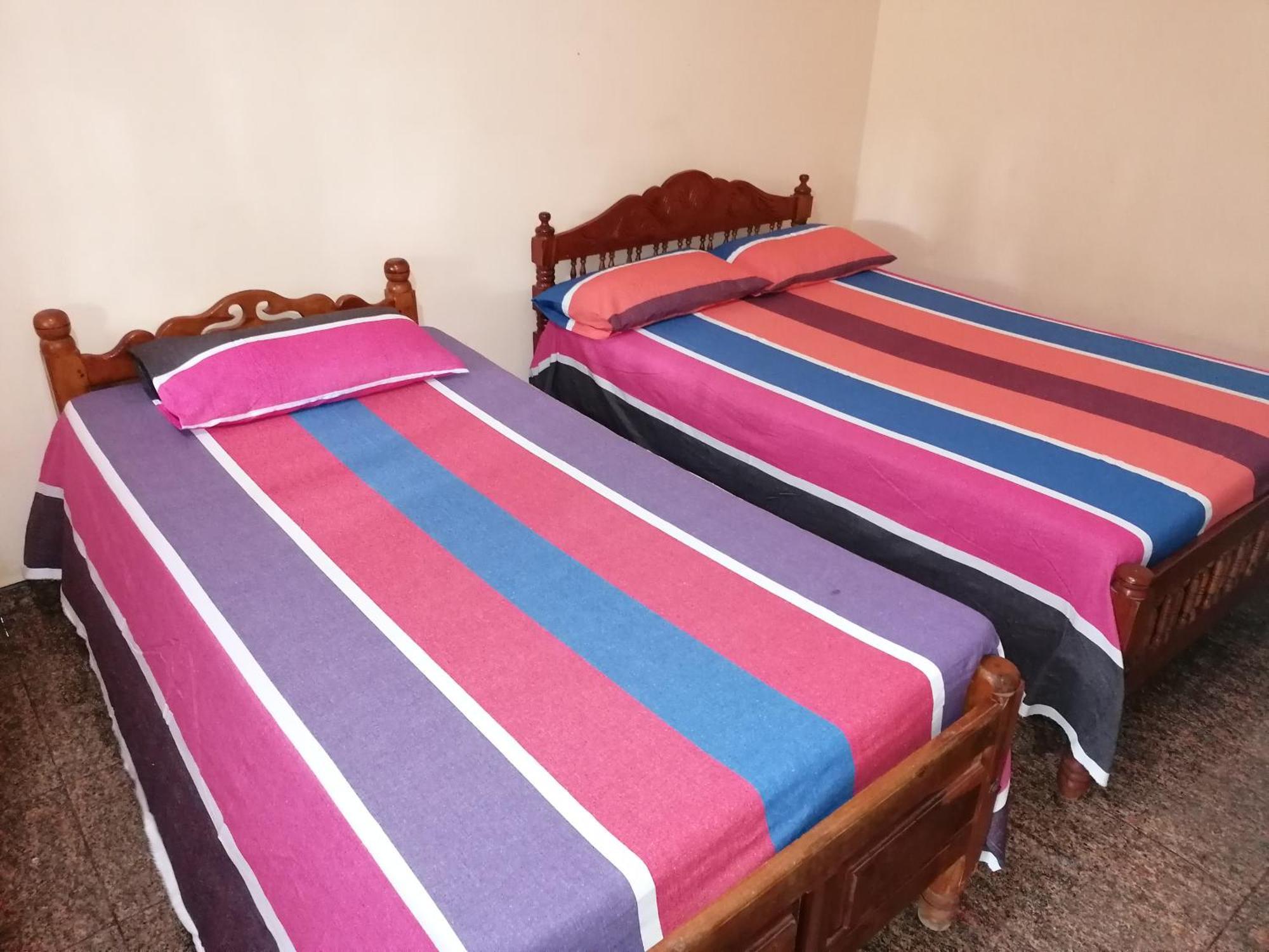 Naaval Beach Villa & Rooms باتيكالوا المظهر الخارجي الصورة