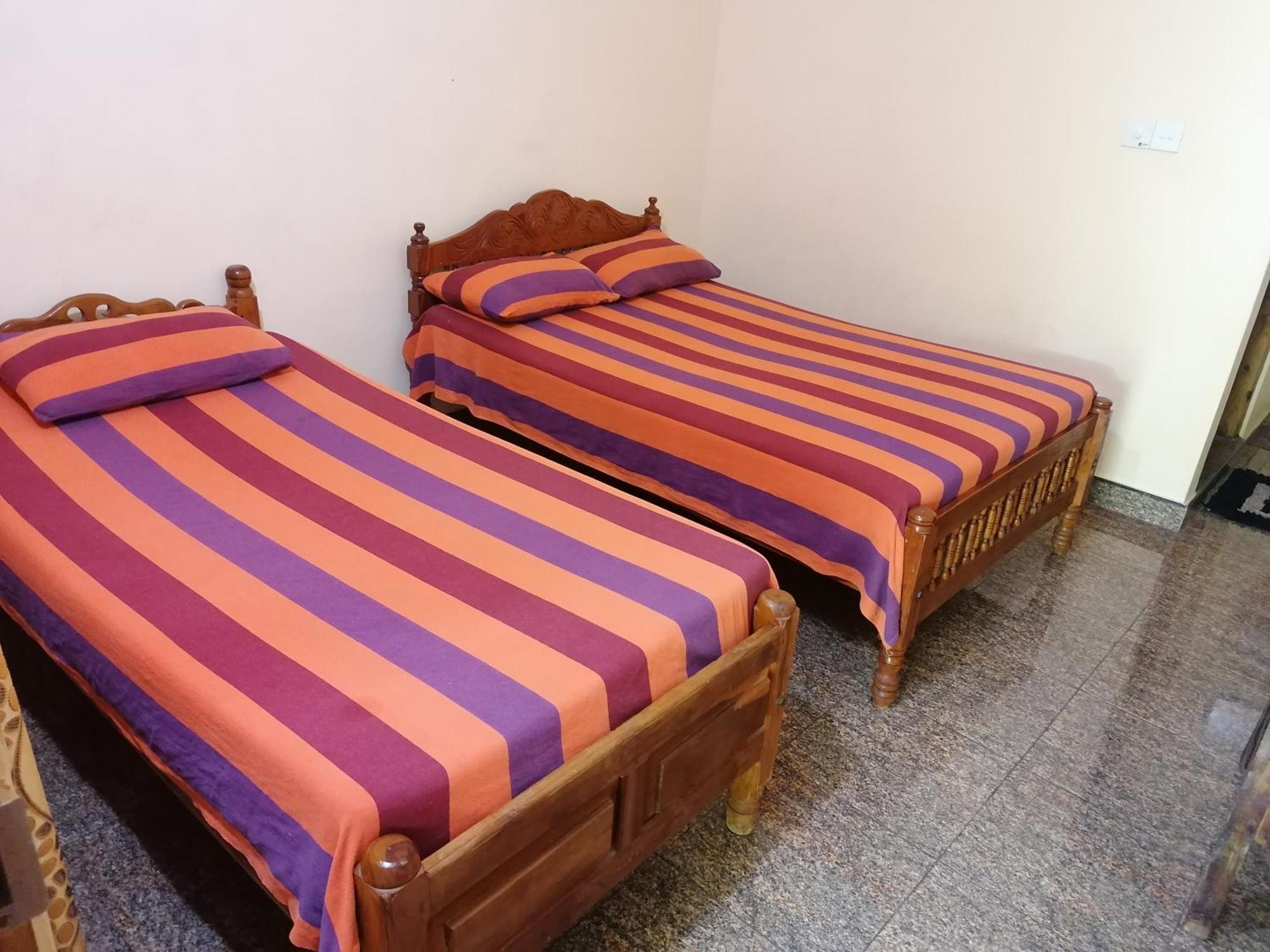 Naaval Beach Villa & Rooms باتيكالوا المظهر الخارجي الصورة