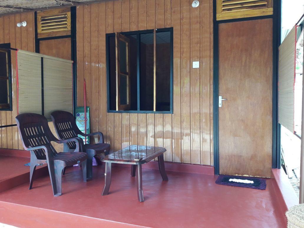 Naaval Beach Villa & Rooms باتيكالوا المظهر الخارجي الصورة